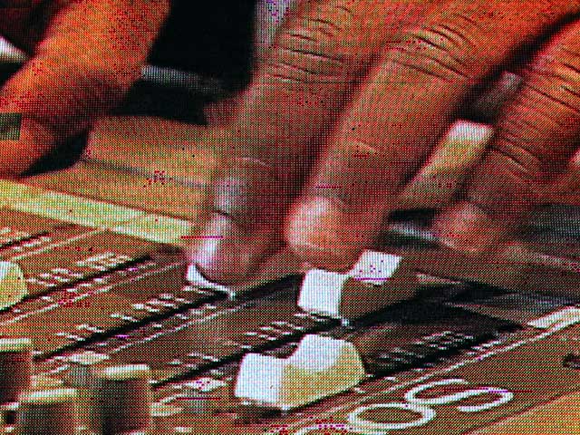 Mixing Hands