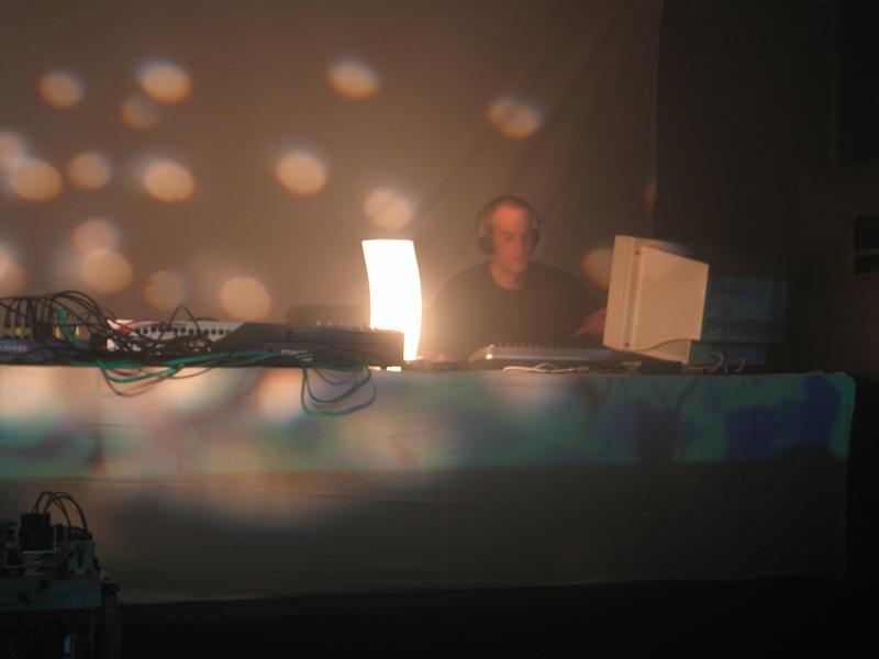 Live at While_you_were_Sleeping 5 // 02.11.03