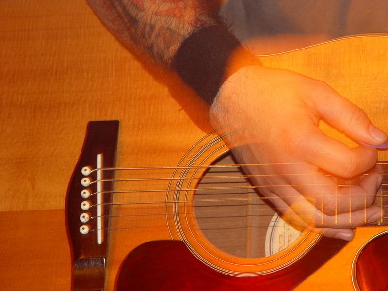 On the strum'