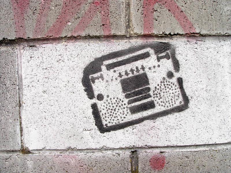 Stereo stone