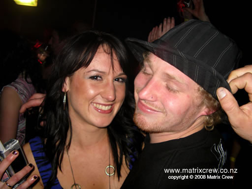 130-20080927_twisted_102