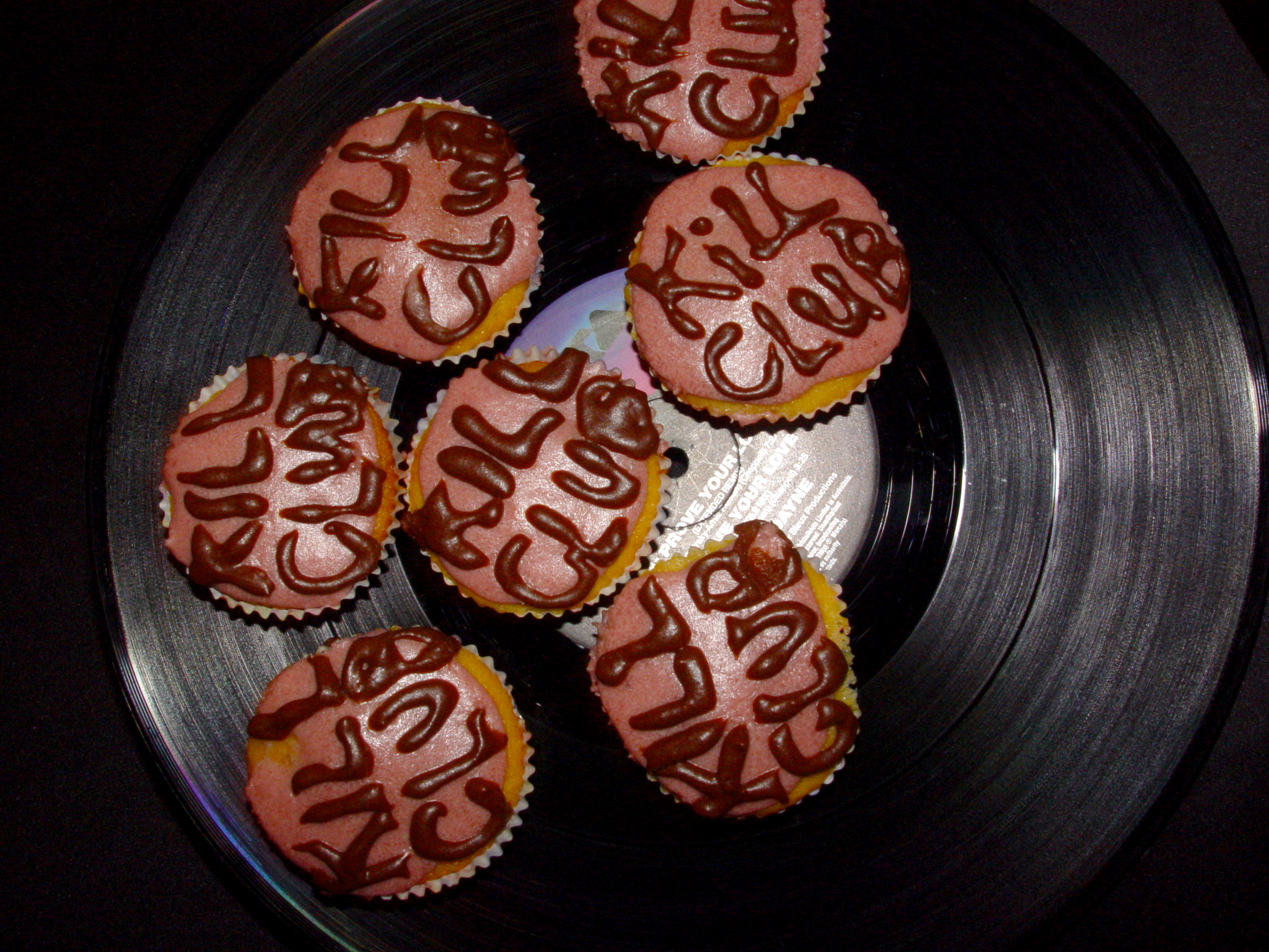 K!C CUPCAKES